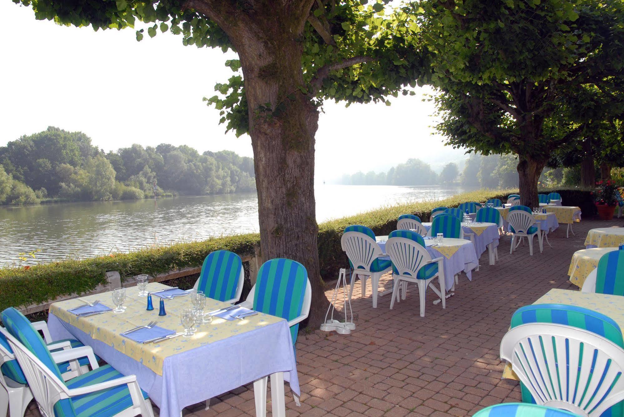 De Pavillon Saint-hubert 2*